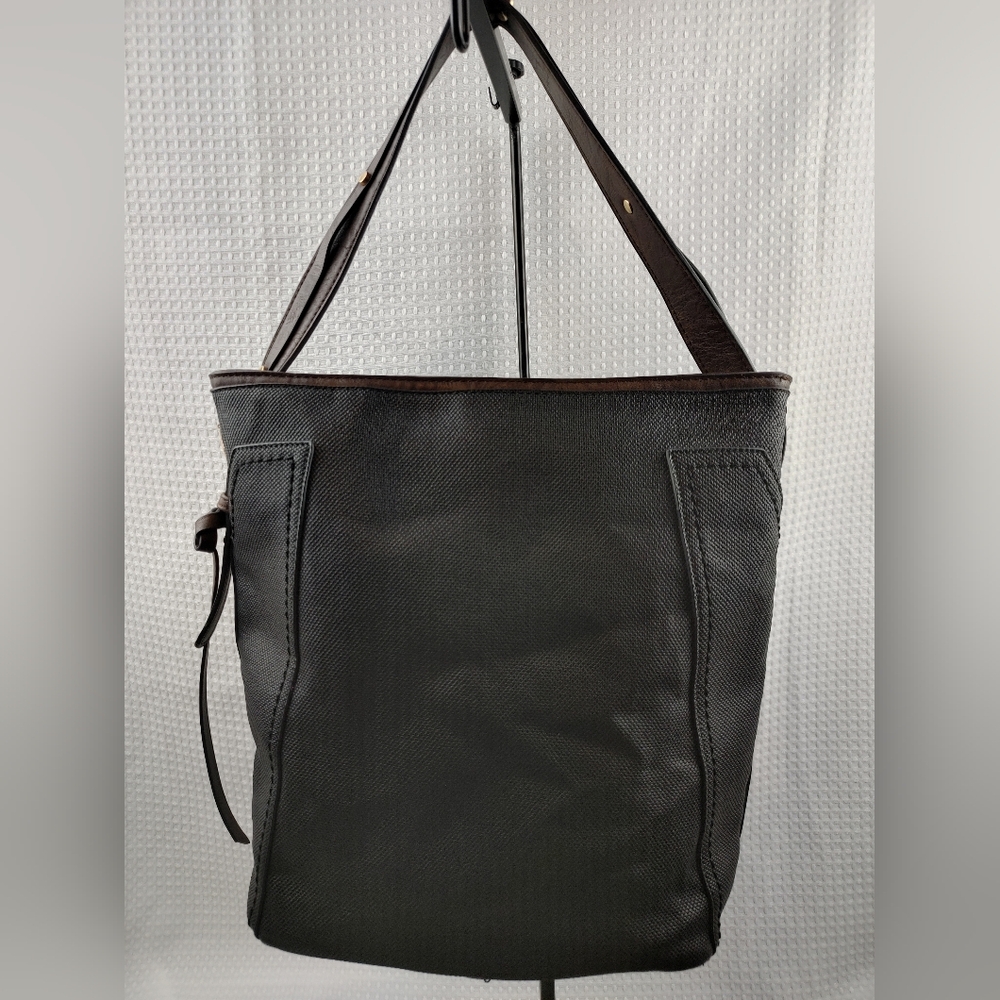 ChillX Women's Faux Leather Bucket Bag